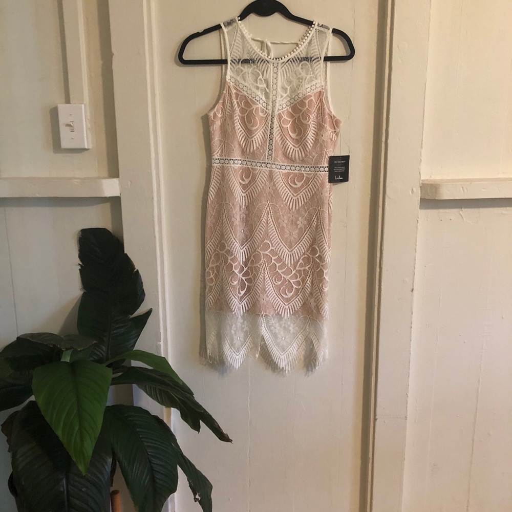 White Lace Bodycon Dress NWT - Picture 6 of 9